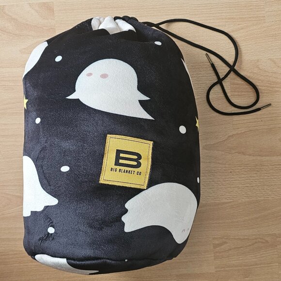 BRAND NEW! Goodnight Ghosts Hideout Hoodie - Limited Edition by Big Blanket Co. - Picture 2 of 10